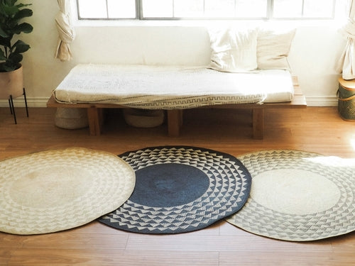Round Triangle Rug