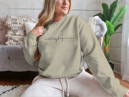 Everyday Graphic Sweatshirt